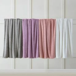 Koolaburra By UGG Shae Faux Fur Kids Throw Kb White -Koolaburra by UGG Shop unnamed file 1040