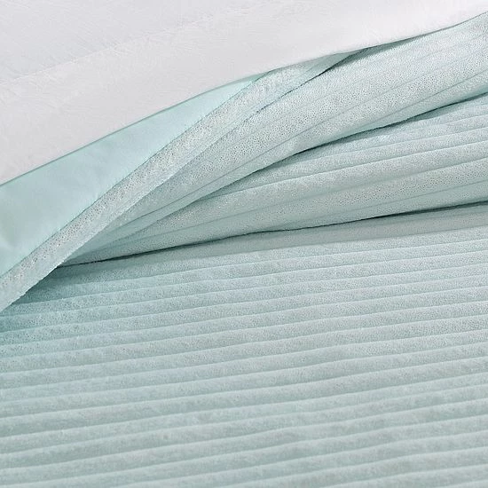 Koolaburra By UGG Lux Kids Comforter Set With Shams 2 Koolaburra By UGG Lux Kids Comforter Set With Shams - Image 2