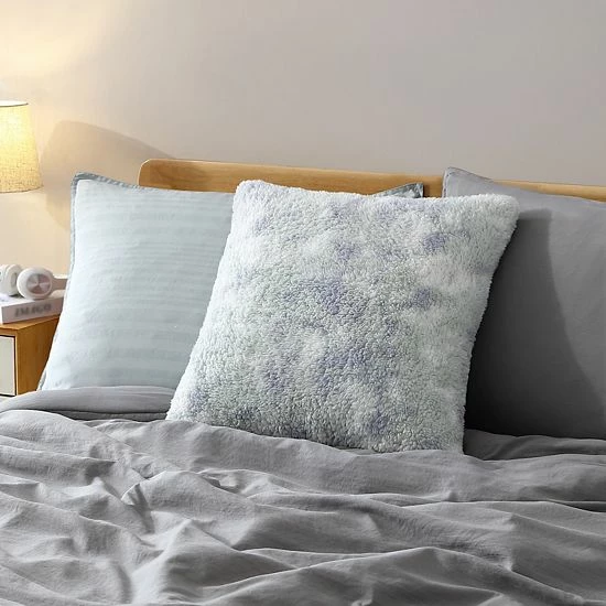 Koolaburra By UGG Stellar Sherpa Throw Pillow Aqua Gray 2 Koolaburra By UGG Stellar Sherpa Throw Pillow Aqua Gray - Image 2